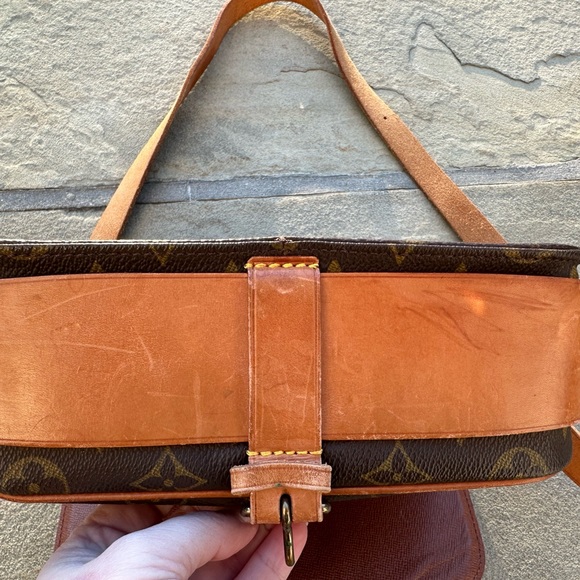 Louis Vuitton Cartouchiere MM - Picture 4 of 8